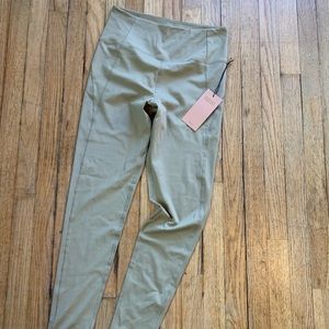 Girlfriend collective leggings Sand color